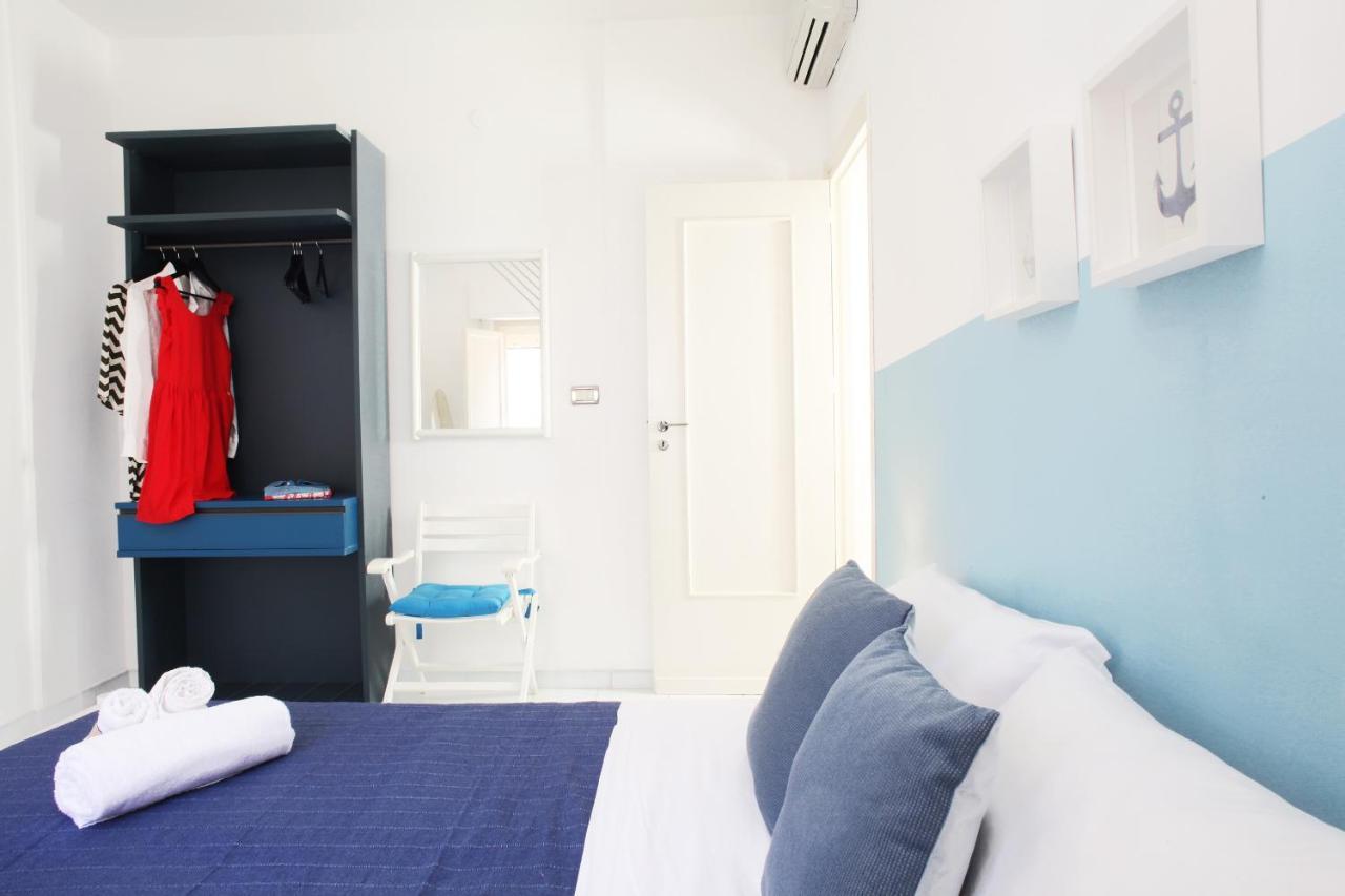 Beachside Rooms & Suites 산비토로카포 외부 사진