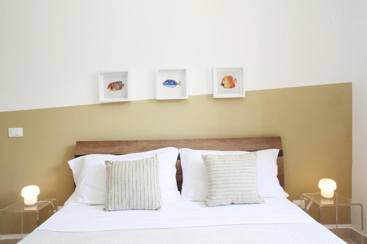 Beachside Rooms & Suites 산비토로카포 외부 사진