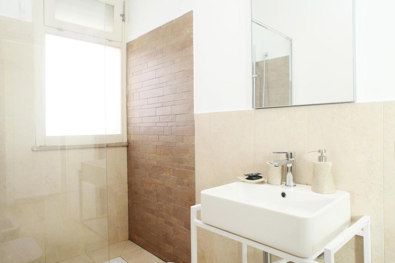 Beachside Rooms & Suites 산비토로카포 외부 사진