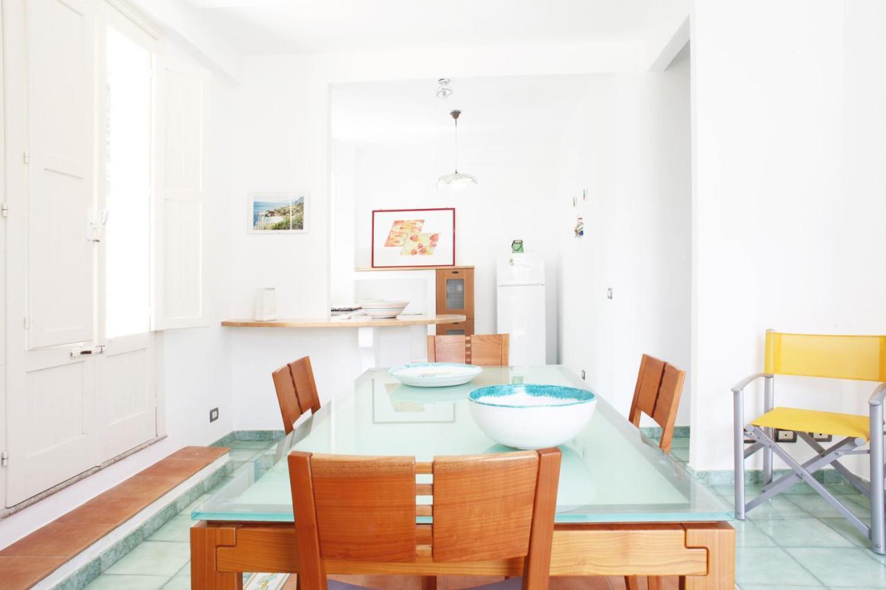 Beachside Rooms & Suites 산비토로카포 외부 사진
