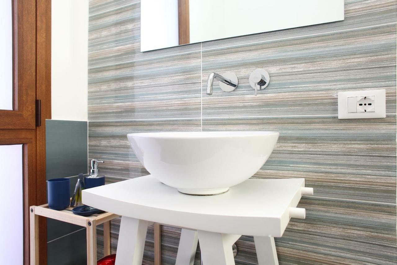 Beachside Rooms & Suites 산비토로카포 외부 사진