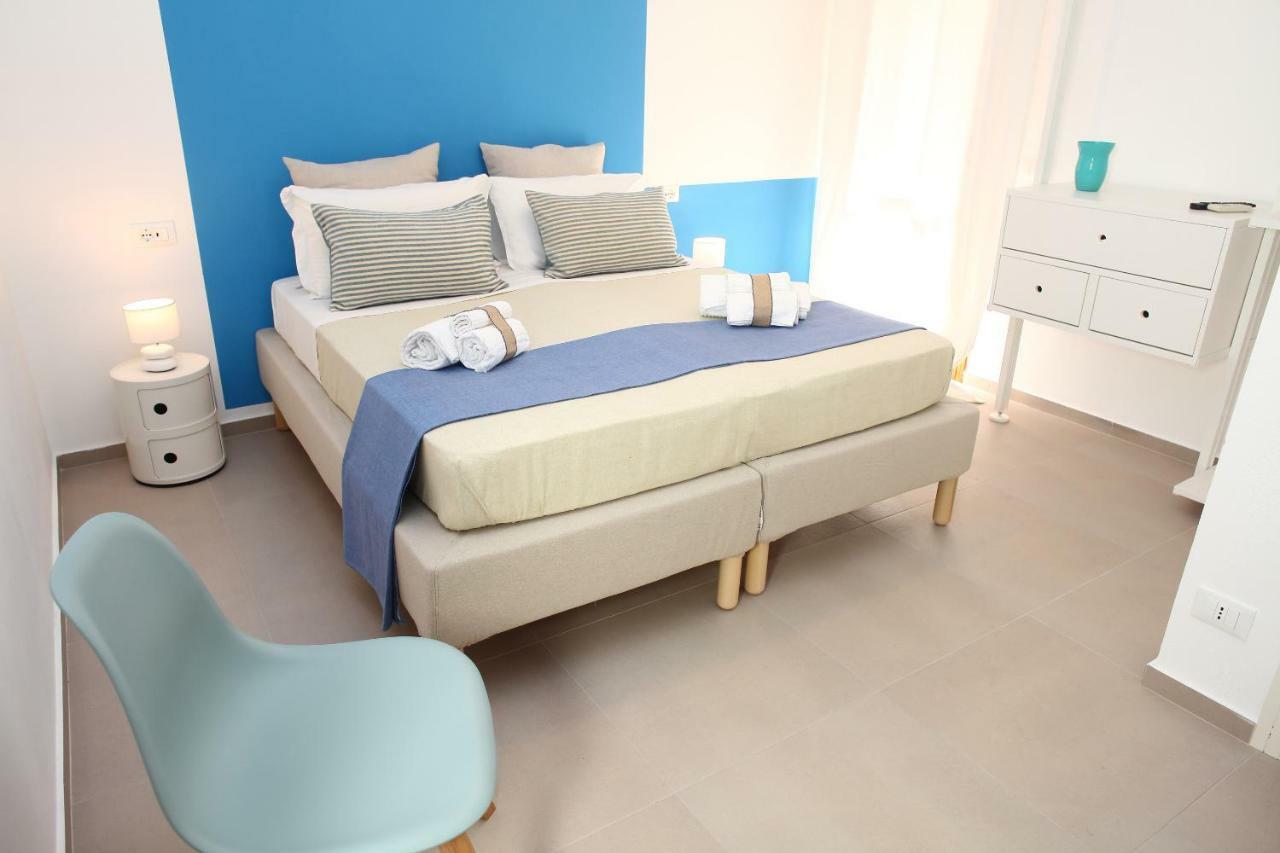 Beachside Rooms & Suites 산비토로카포 외부 사진
